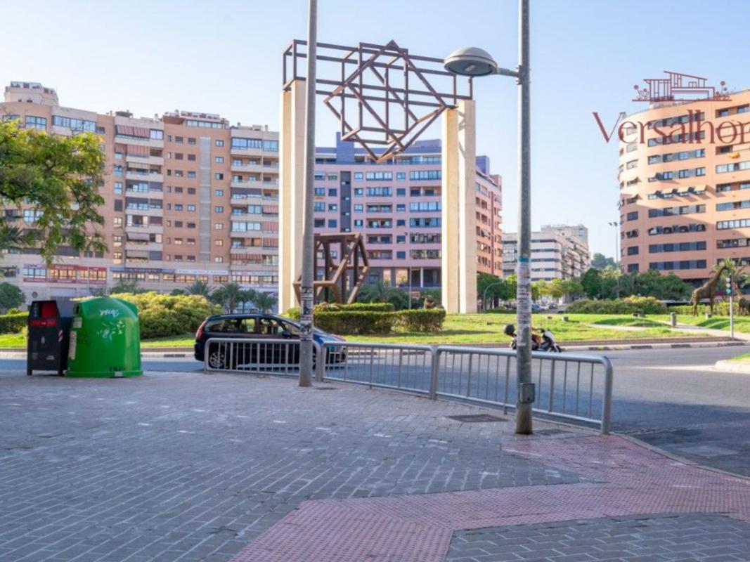 Продажа квартиры на Piso en Avenida Pintor Xavier Soler, Garbinet - Parque de las Avenidas, Alicante / Alacant, Аликанте / Алакант
 photo 3