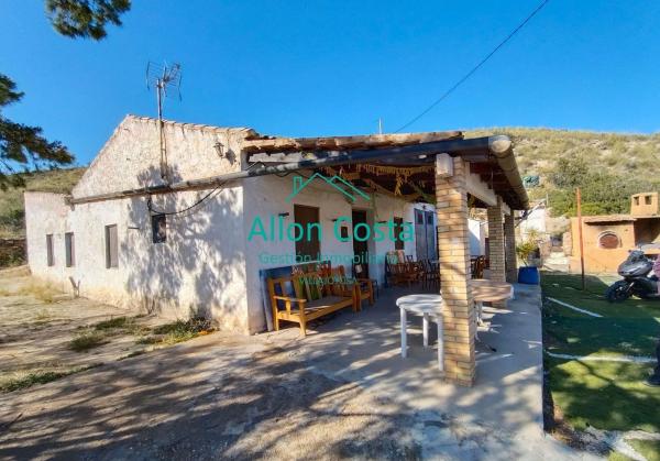 Rustic farm for sale in Finca rústica en Pueblo Acantilado - Lanuza, El Campello , El Campello thumbnail 2