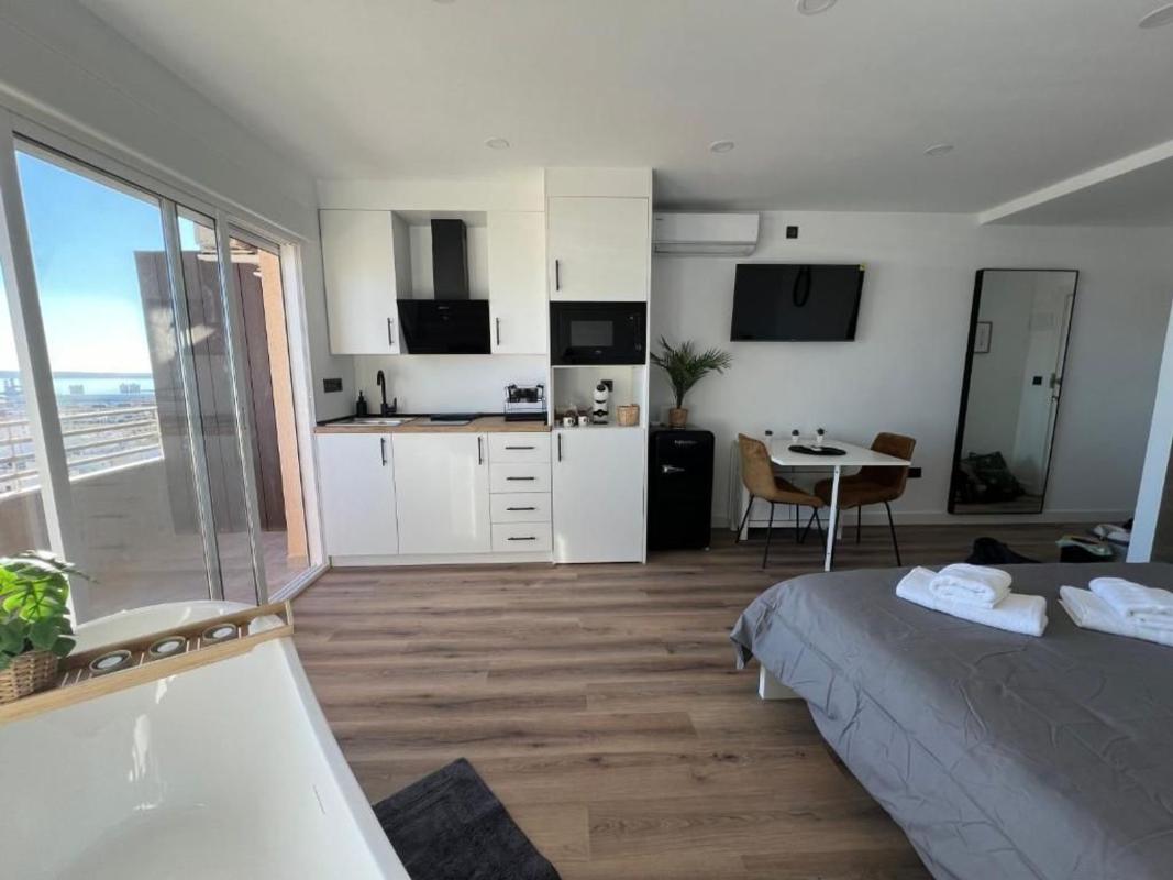 Venta de piso en Piso en Poeta Vila y Blanco, 4, Ensanche-Diputación, Alicante / Alacant, Alicante / Alacant
photo 4