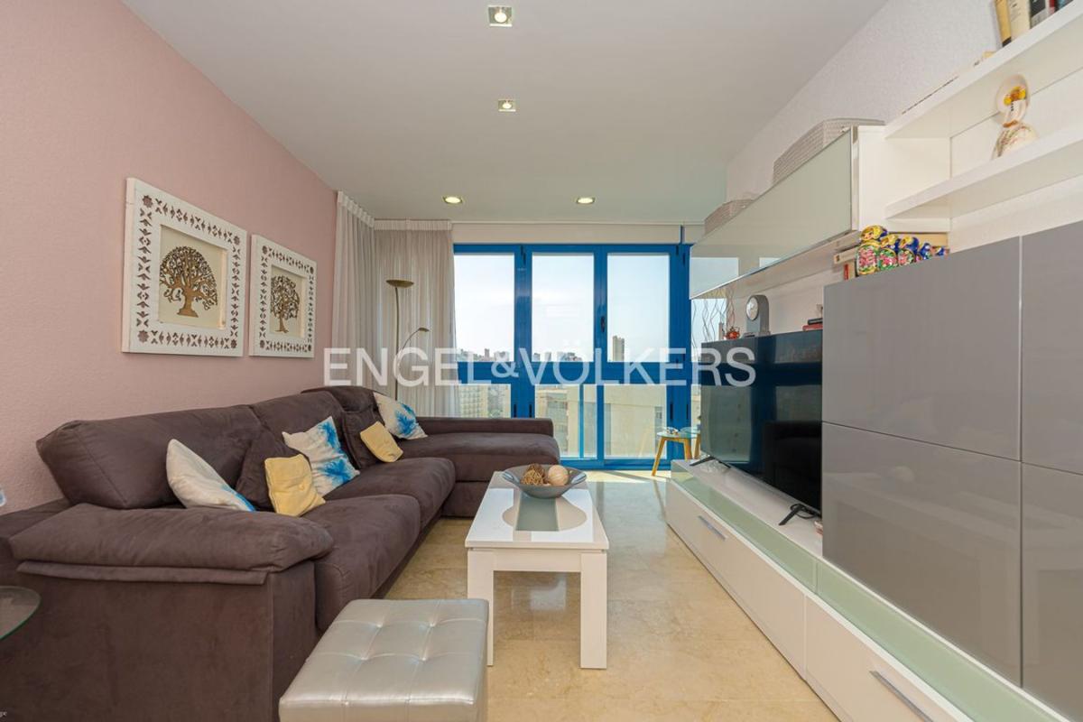 Venta de piso en Piso en Calle Kennedy, 13, Pueblo Levante, Benidorm, Benidorm
photo 3