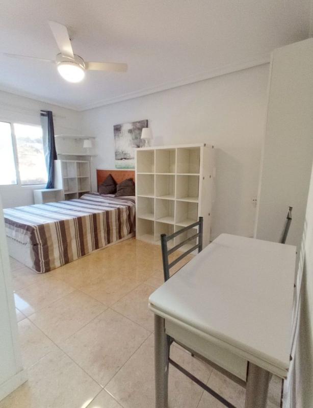 Venta de piso en Piso en San Blas, Alicante / Alacant, Alicante / Alacant
photo 1