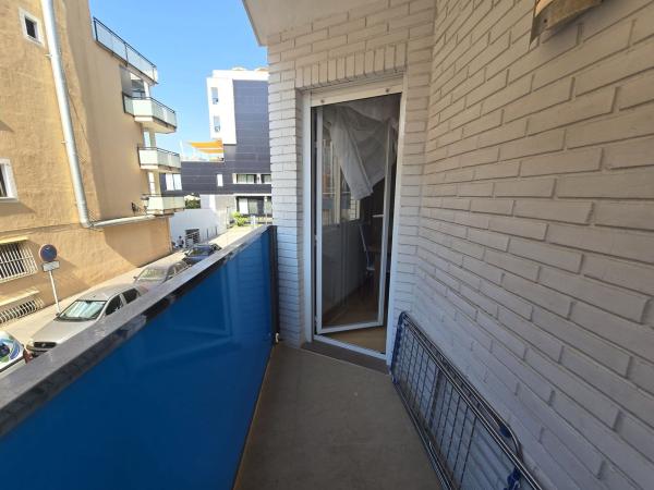 Venta de piso en Piso en Calle dels Pescadors, Centro Urbano, Benidorm, Benidorm
thumbnail 2