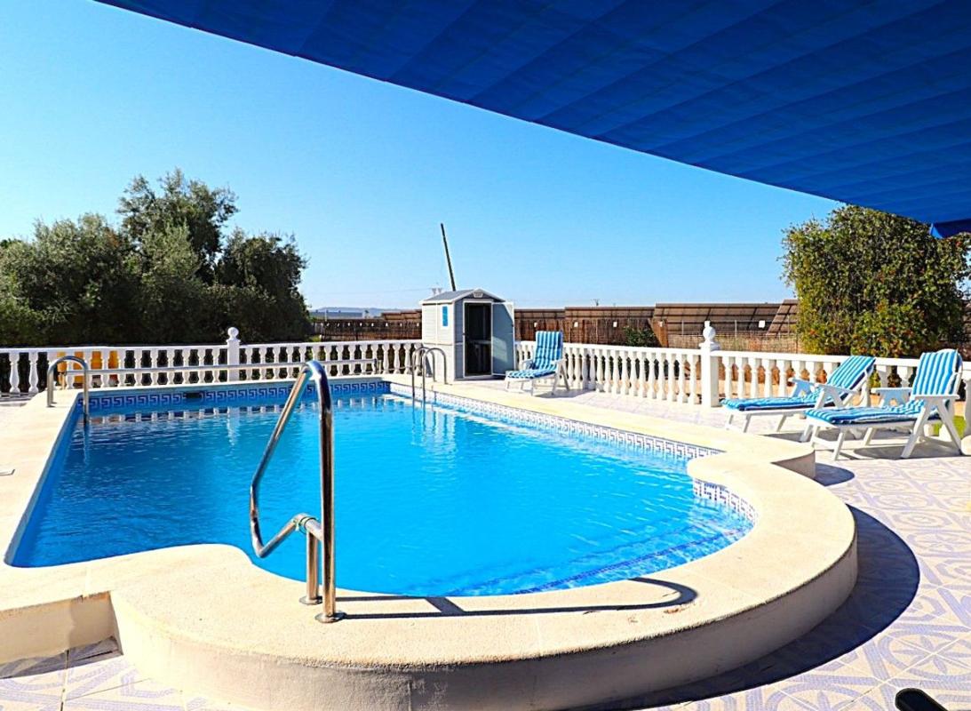 Sprzedaż niezależnego domku jednorodzinnego w  Casa o chalet independiente en Callosa de Segura, Callosa de Segura photo 5