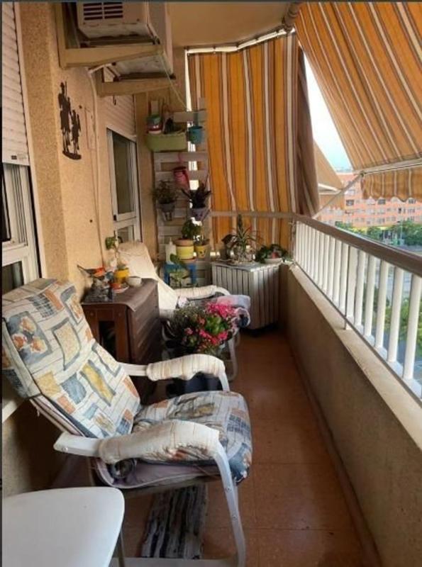 Продажа квартиры на Piso en Calle Virgen del Puig, Tómbola - Rabasa, Alicante / Alacant, Аликанте / Алакант
 photo 2