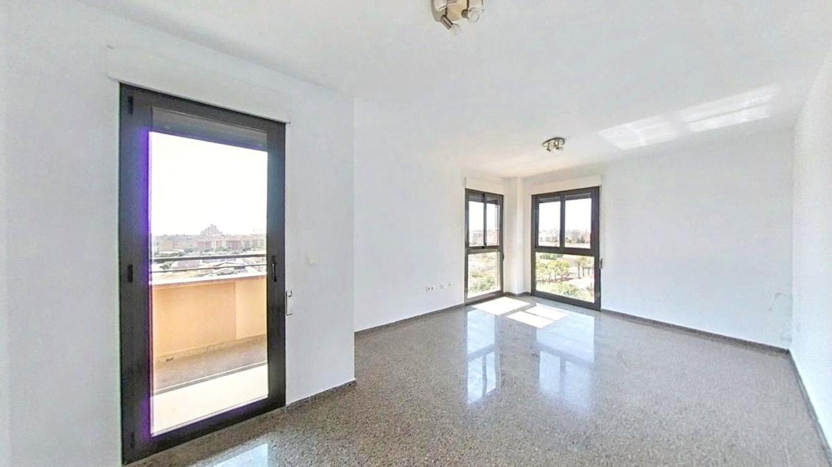 Продажа квартиры на Piso en Garbinet - Parque de las Avenidas, Alicante / Alacant, Аликанте / Алакант
photo 1