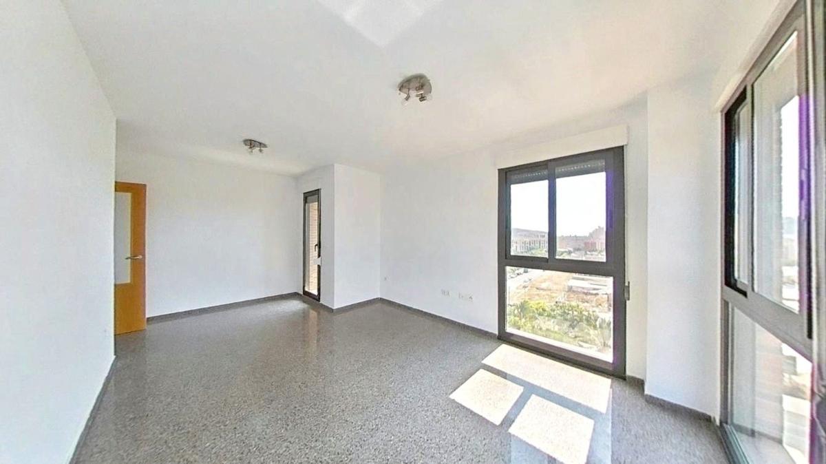 Продажа квартиры на Piso en Garbinet - Parque de las Avenidas, Alicante / Alacant, Аликанте / Алакант
photo 2