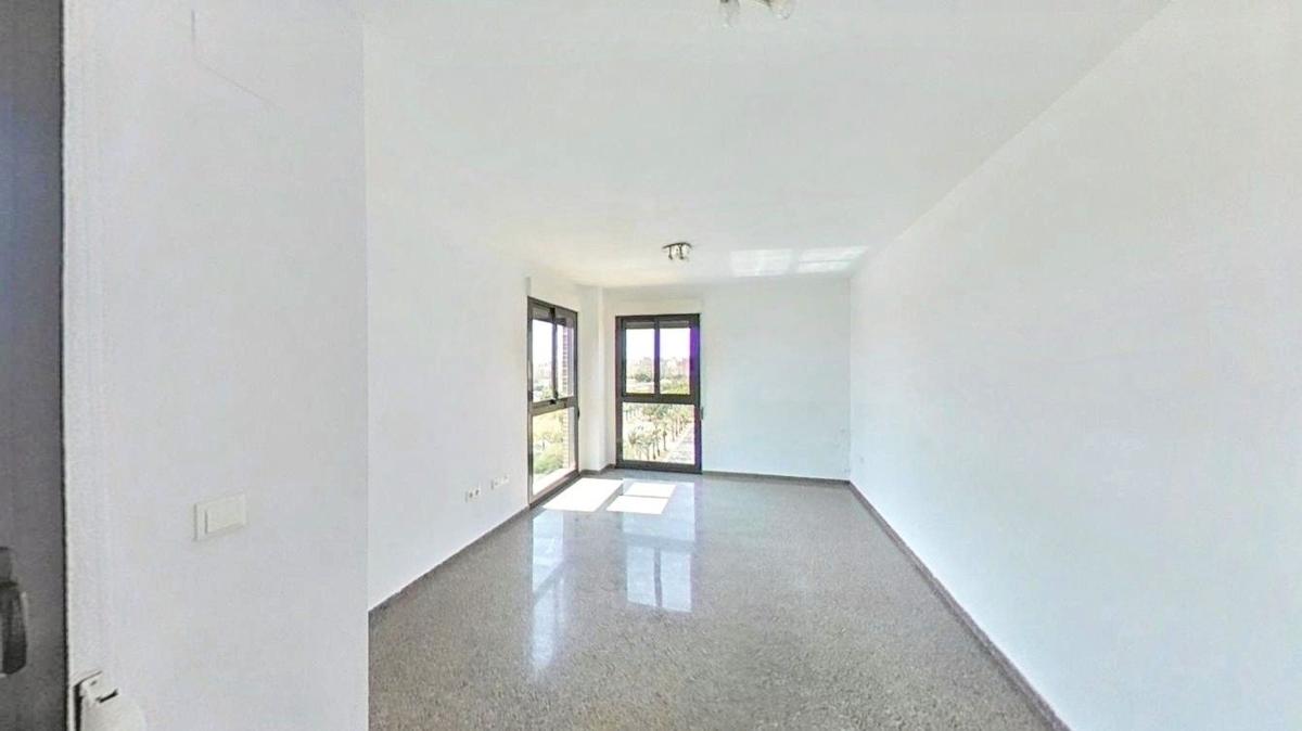 Продажа квартиры на Piso en Garbinet - Parque de las Avenidas, Alicante / Alacant, Аликанте / Алакант
photo 3
