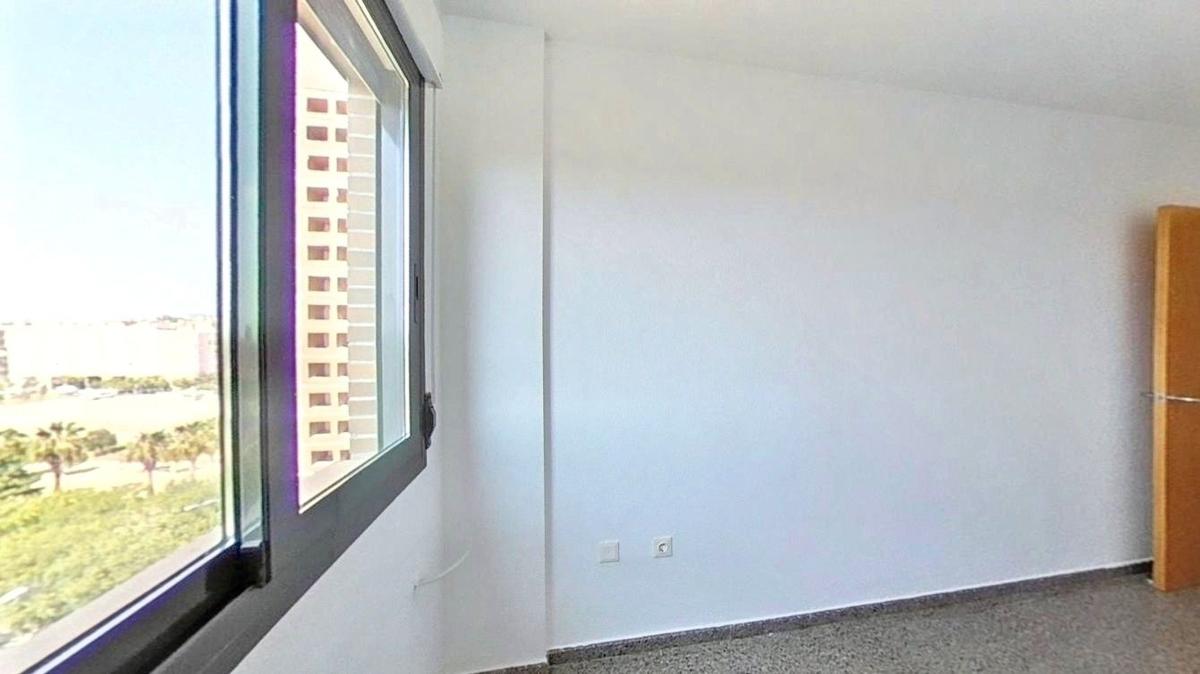 Продажа квартиры на Piso en Garbinet - Parque de las Avenidas, Alicante / Alacant, Аликанте / Алакант
photo 5