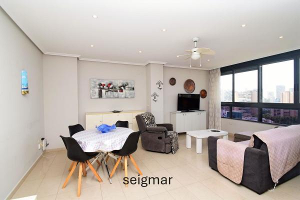 Venta de piso en Piso en Calle Derramador, 10, Zona Rincón Bajo, Benidorm, Benidorm
thumbnail 3