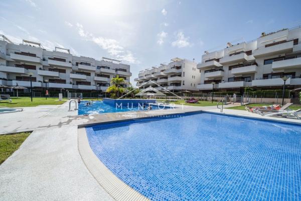 Ático en venta en Ático en Lomas de Cabo Roig, Orihuela, Orihuela thumbnail 2