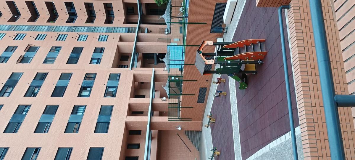 Продажа квартиры на Piso en Calle José García Sellés, 1, Garbinet - Parque de las Avenidas, Alicante / Alacant, Аликанте / Алакант
photo 3