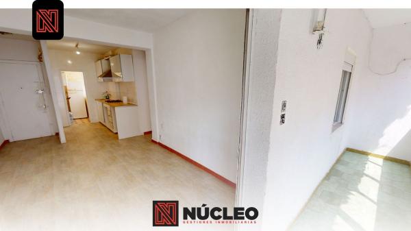 Venta de piso en Piso en Calle Maestro Luis Torregrosa, Plà del Bon Repòs-La Goteta, Alicante / Alacant, Alicante / Alacant
photo 1