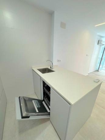 Продажа квартиры на Piso en Calle de Donoso Cortés, Carolinas Bajas, Alicante / Alacant, Аликанте / Алакант
 photo 4