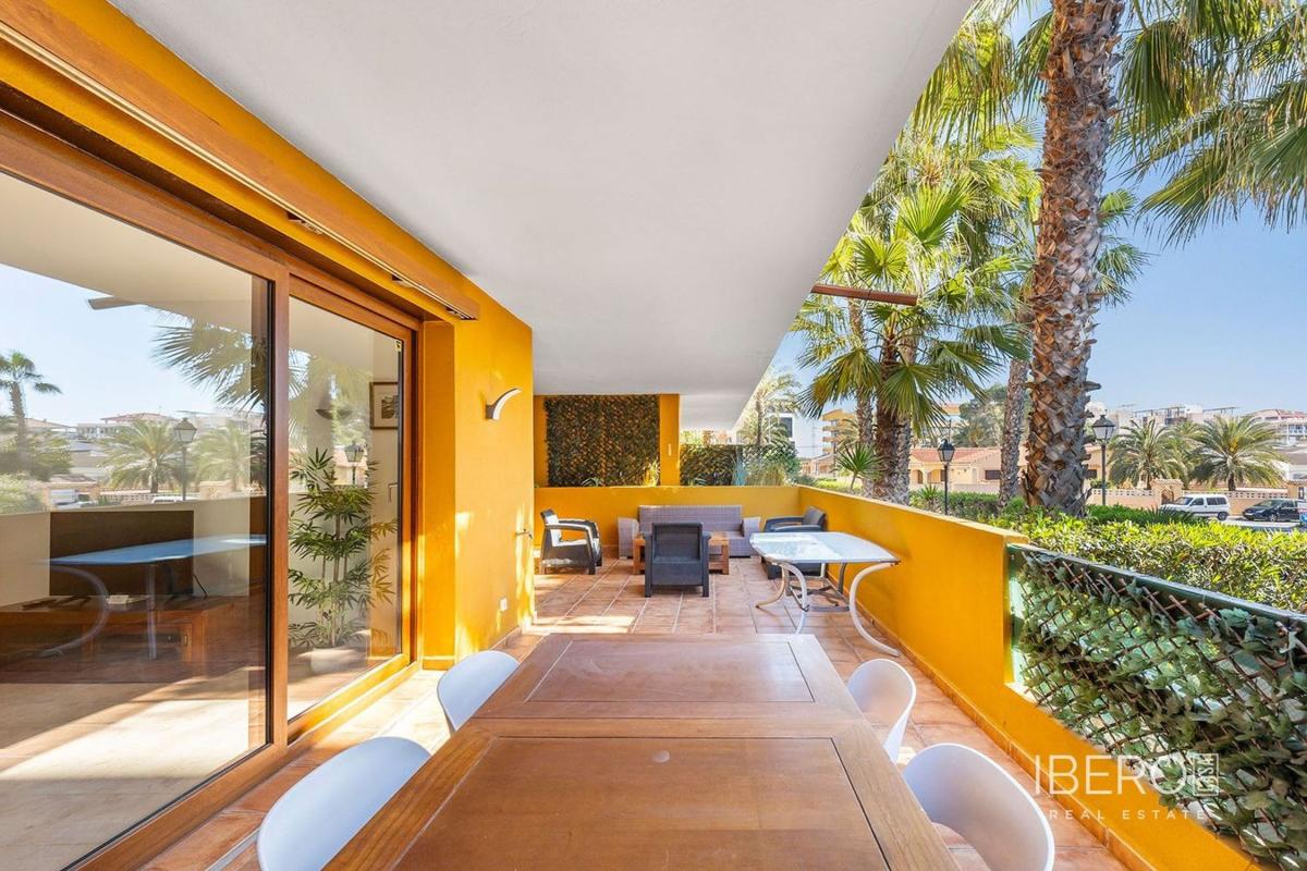 Venta de piso en Piso en Avenida del Mar, Punta Prima, Orihuela, Orihuela
photo 4