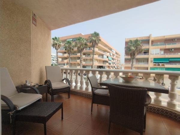 Квартира на продажу на  Piso en Avenida de la Libertad, Guardamar Playa, Guardamar del Segura, Гуардамар-дель-Сегура photo 2