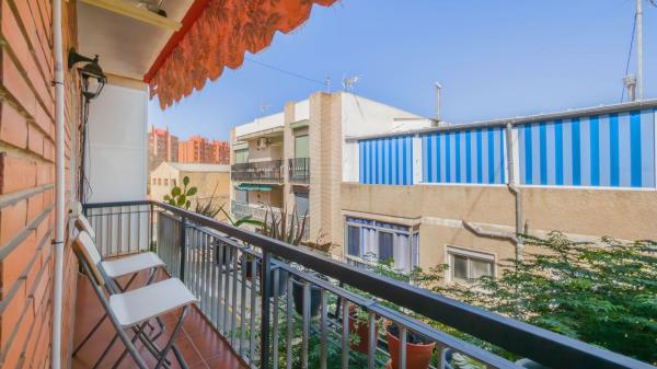 Venta de piso en Piso en Calle Buenavista, 39, San Gabriel, Alicante / Alacant, Alicante / Alacant
 photo 1