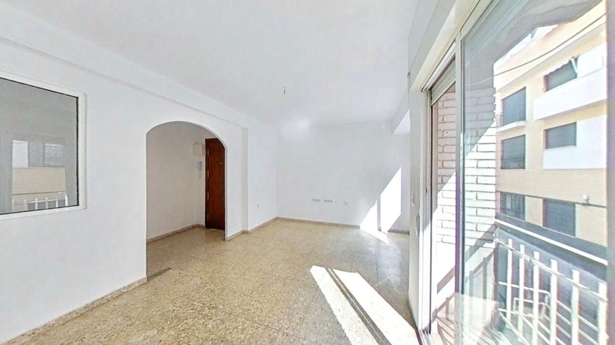 Продажа квартиры на Piso en Carolinas Bajas, Alicante / Alacant, Аликанте / Алакант
 photo 3