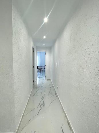 Venta de piso en Piso en Calle del Catedrático Daniel Jiménez de Cisneros, 24, Carolinas Altas, Alicante / Alacant, Alicante / Alacant
thumbnail 3