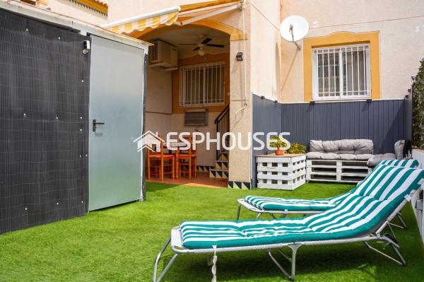 Chalet adosado en venta en  Chalet adosado en Urbanizaciones, Guardamar del Segura , Guardamar del Segura photo 3