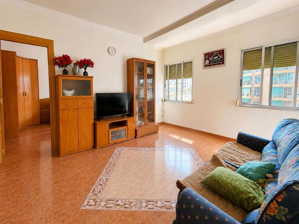 Квартира на продажу на Piso en Avenida Alcoi, 90, Campoamor, Alicante / Alacant, Аликанте / Алакант photo 1