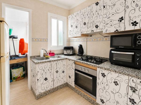 Квартира на продажу на  Piso en Avenida Alcoi, 90, Campoamor, Alicante / Alacant, Аликанте / Алакант photo 4