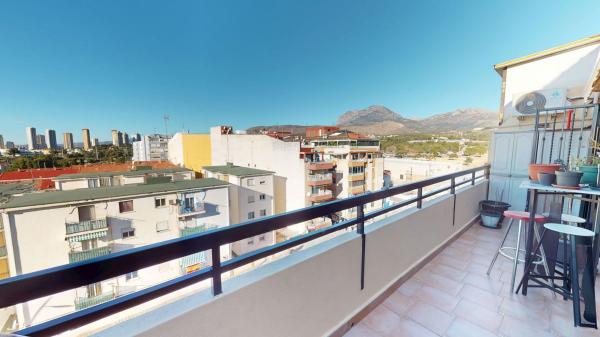 Ático en venta en Ático en Avenida Callosa D'Ensarrià, Pueblo Levante, Benidorm, Benidorm thumbnail 1