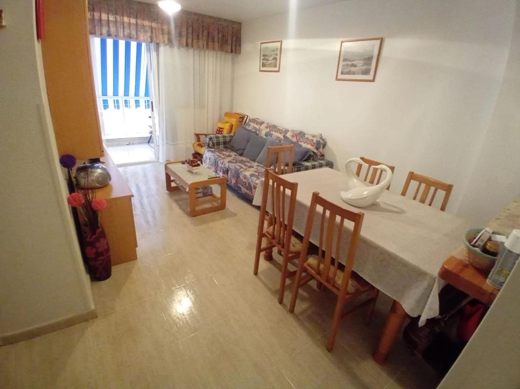 Sprzedaż mieszkania w Piso en Calle Hermanos Bazán, 4, Las Viñas, Guardamar del Segura, Guardamar del Segura
 photo 2