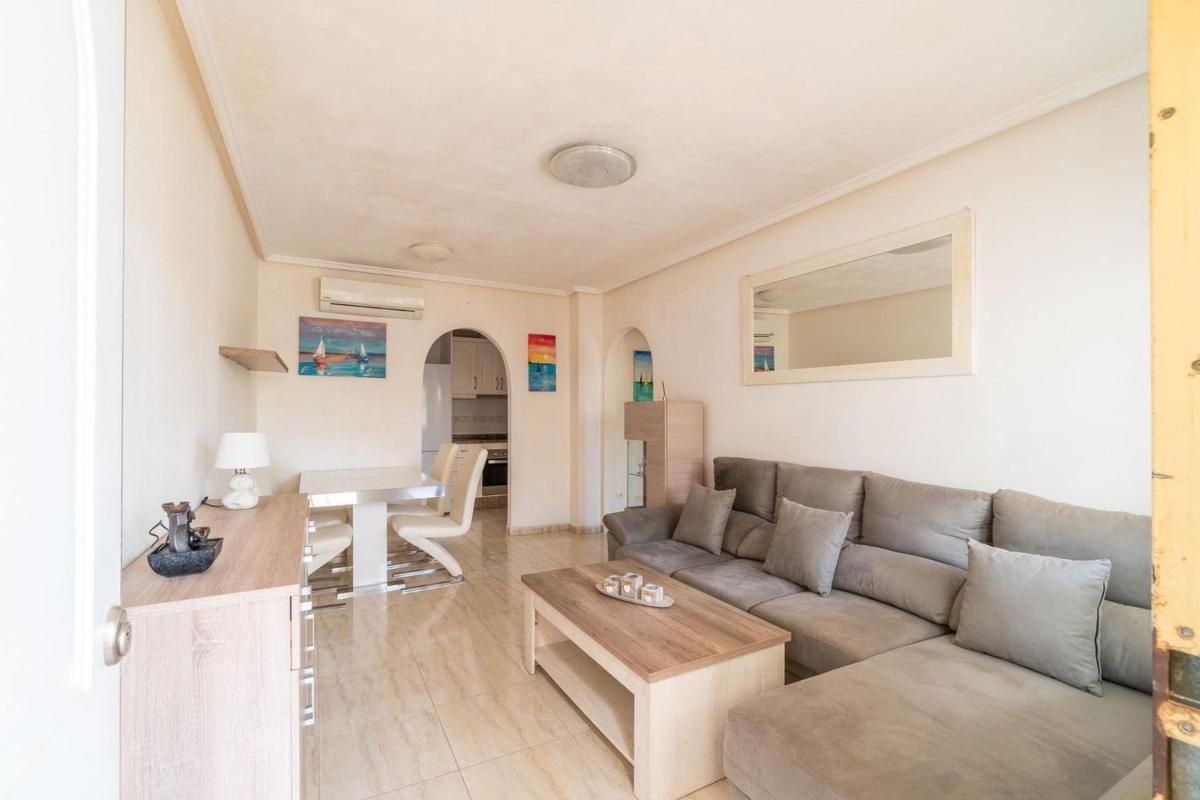 Sale of apartment in Piso en Calle Estragón, 3, Villamartín, Orihuela, Orihuela
photo 4