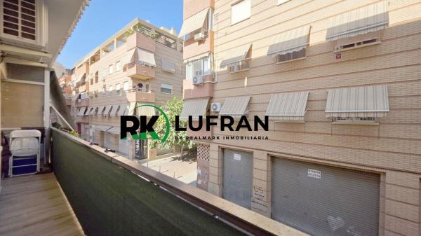 Venta de piso en Piso en Carolinas Altas, Alicante / Alacant, Alicante / Alacant
thumbnail 2