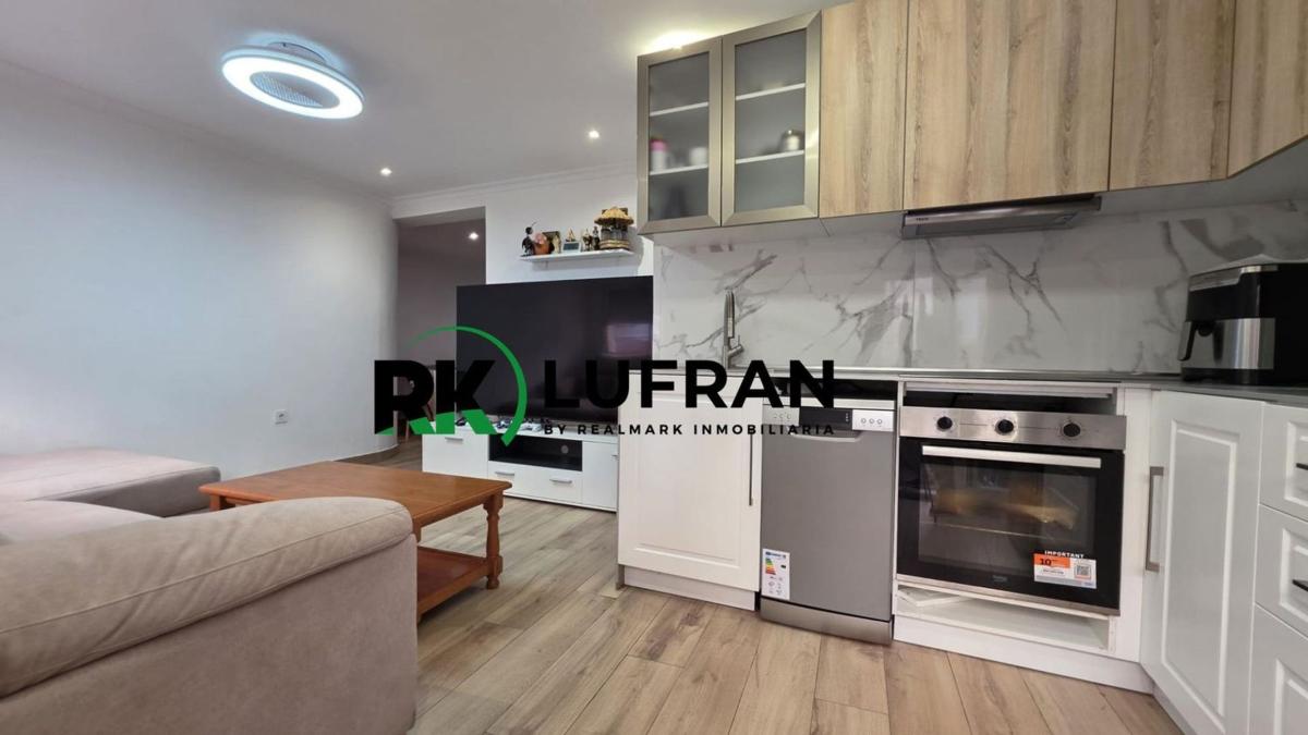 Venta de piso en Piso en Carolinas Altas, Alicante / Alacant, Alicante / Alacant
 photo 3