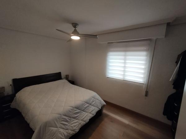 Venta de piso en Piso en Calle Antonio Machado, 82, Reina Victoria-Miguel Hernández, Elche / Elx, Elche / Elx
thumbnail 2