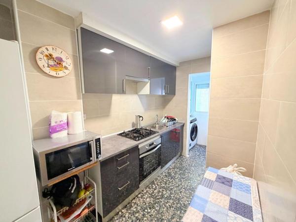 Piso en venta en Piso en Carolinas Bajas, Alicante / Alacant, Alicante / Alacant photo 1