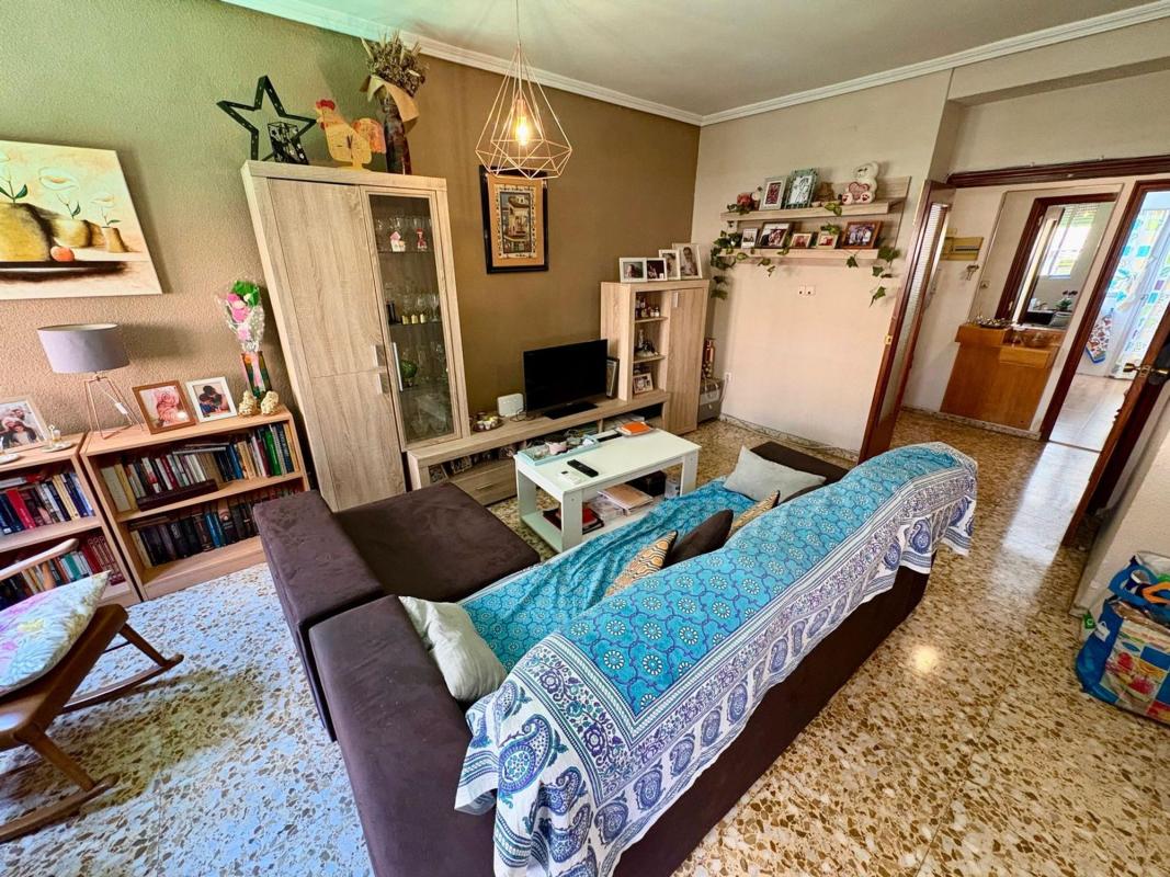 Продажа квартиры на Piso en Calle de Escoto, Los Ángeles, Alicante / Alacant, Аликанте / Алакант
photo 5
