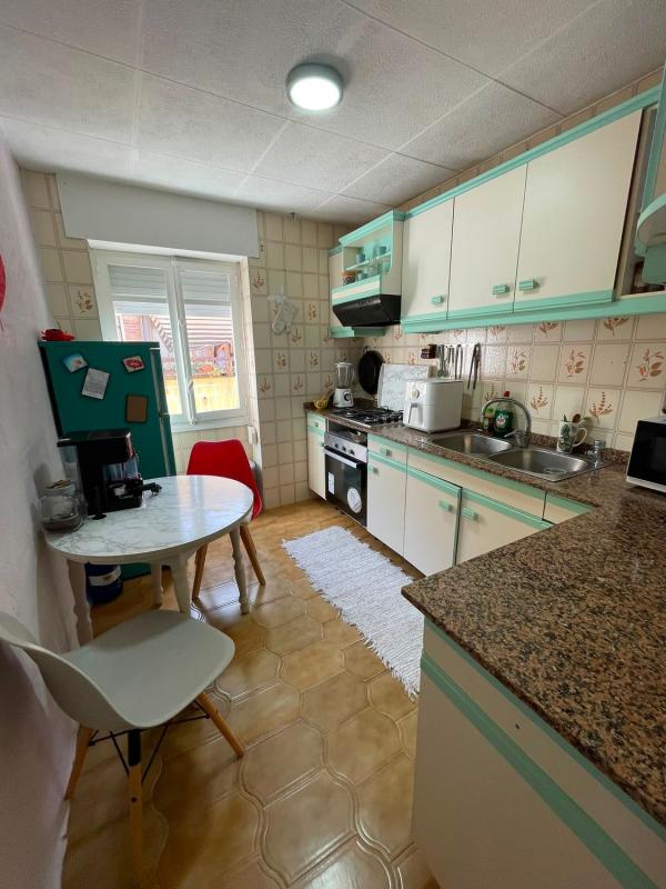 Sale of apartment in Piso en Calle de Sant Mateu, Plà del Bon Repòs-La Goteta, Alicante / Alacant, Alicante
photo 2