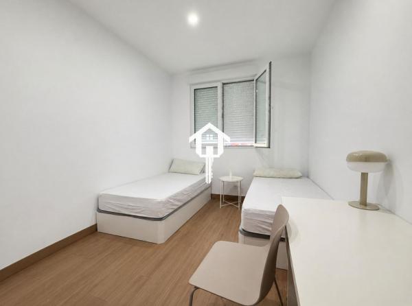 Sale of flat in Campoamor-Carolinas-Altozano, Alicante
 photo 4