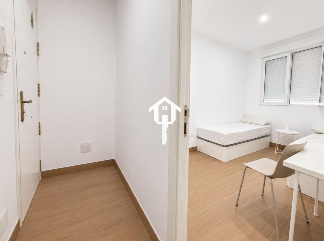 Venta de piso en Campoamor-Carolinas-Altozano, Alicante / Alacant
photo 5