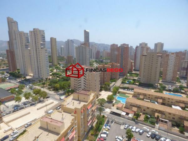 Продажа квартиры на Piso en Calle Noruega, 4, Pueblo Levante, Benidorm, Бенидорм
thumbnail 3