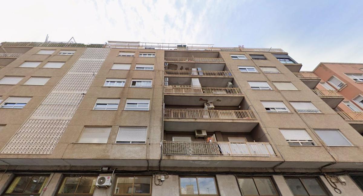 Venta de piso en Piso en Calle Mariano Benlliure, Reina Victoria-Miguel Hernández, Elche / Elx, Elche / Elx
photo 1