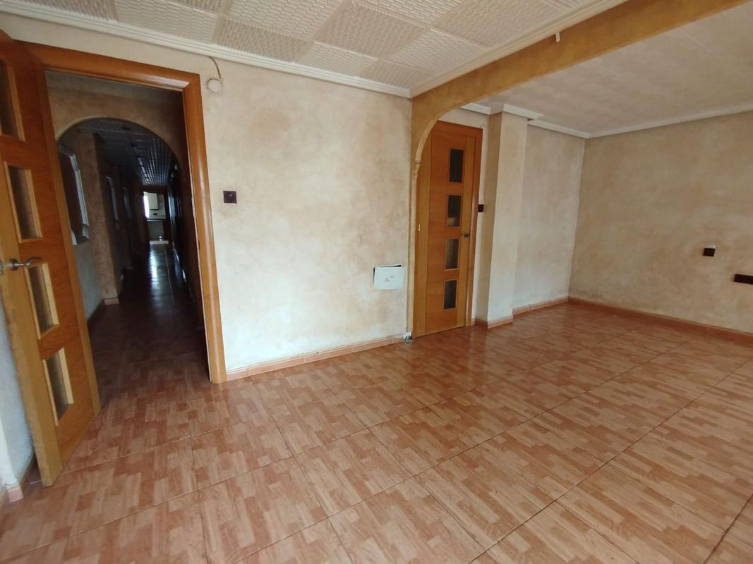 Venta de piso en Piso en Calle Mariano Benlliure, Reina Victoria-Miguel Hernández, Elche / Elx, Elche / Elx
photo 3