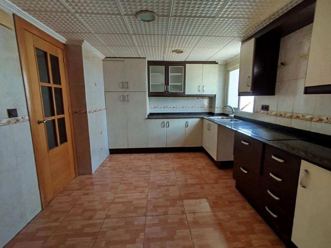 Venta de piso en Piso en Calle Mariano Benlliure, Reina Victoria-Miguel Hernández, Elche / Elx, Elche / Elx
photo 5