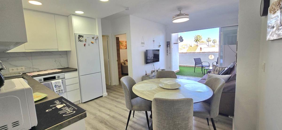 Продажа квартиры на Piso en Calle Ramon Tabuenca s/n, Torre de la Horadada, Pilar de la Horadada, Пилар де ла Орадада
photo 5