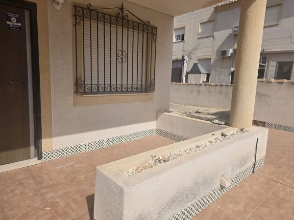 Sale of flat in Piso en Villamartín, Orihuela, Orihuela
photo 1