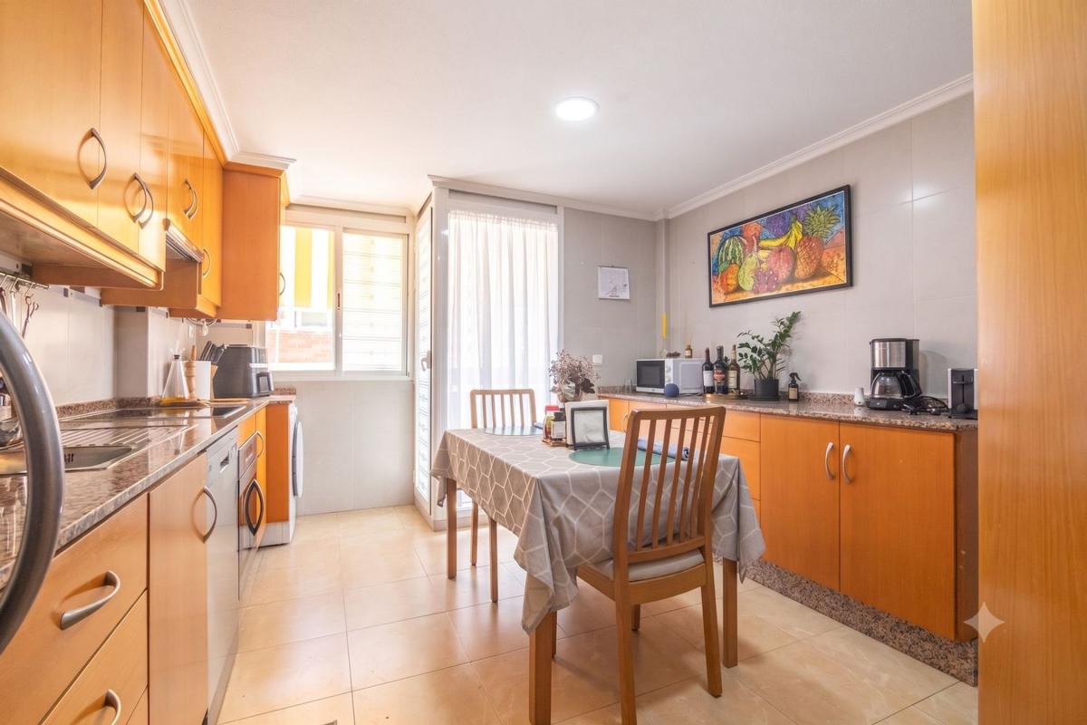 Продажа квартиры на Piso en Cruz, Centro, Santa Pola, Санта Пола
photo 1