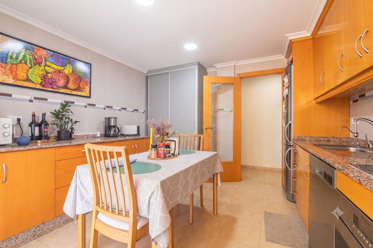 Продажа квартиры на Piso en Cruz, Centro, Santa Pola, Санта Пола
photo 5