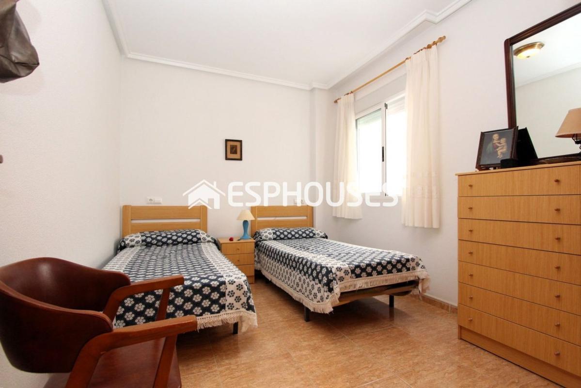 Sprzedaż mieszkania w Piso en Zona Pueblo, Guardamar del Segura, Guardamar del Segura
 photo 2