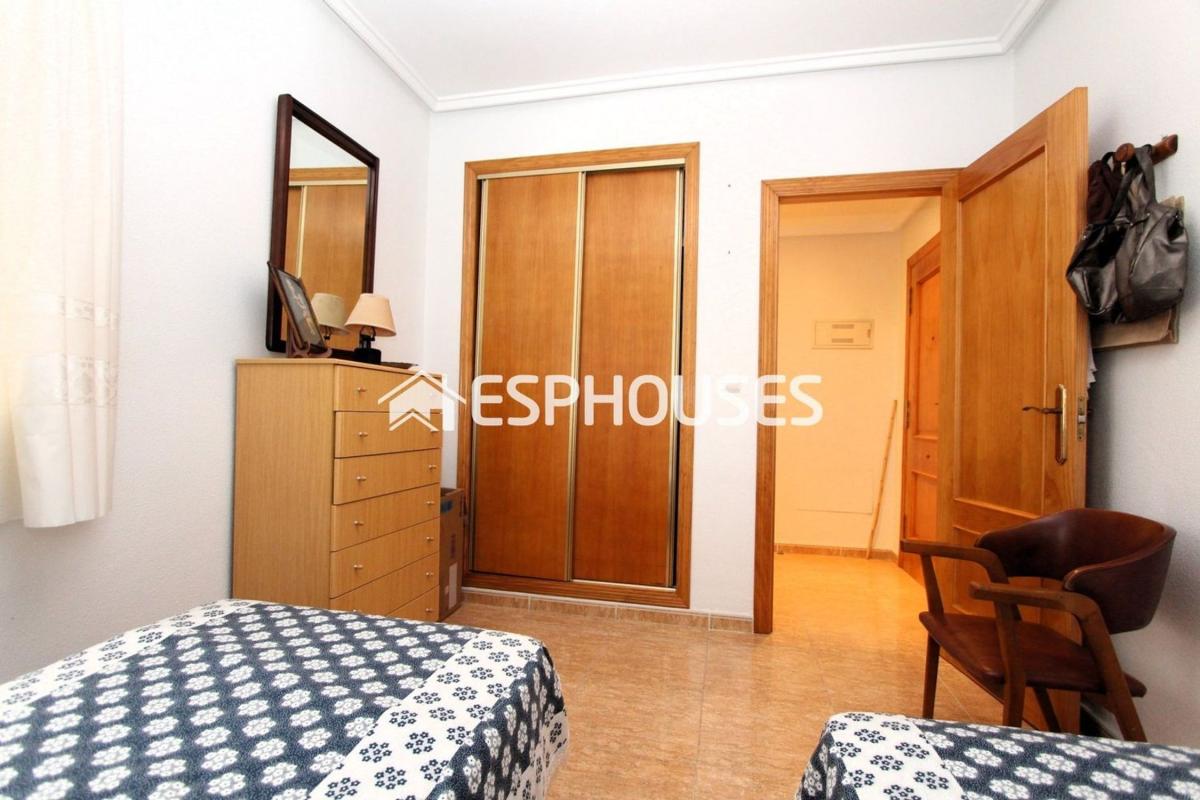 Sprzedaż mieszkania w Piso en Zona Pueblo, Guardamar del Segura, Guardamar del Segura
 photo 3