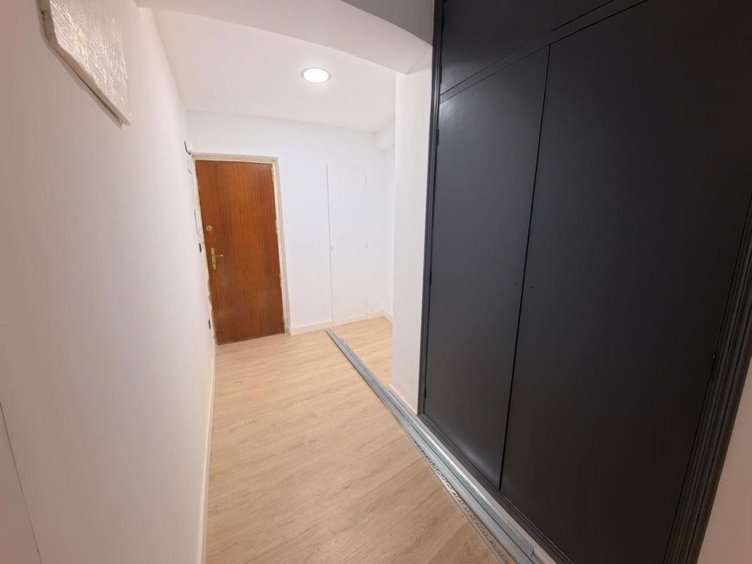 Sale of apartment in Piso en Plaza del Sol, Carolinas Altas, Alicante / Alacant, Alicante
photo 2