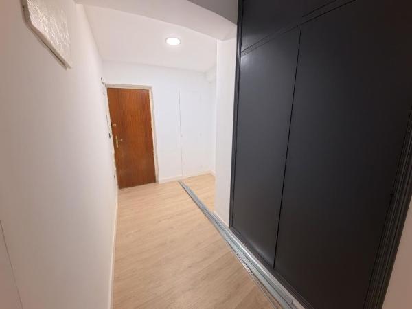Piso en venta en Piso en Plaza del Sol, Carolinas Altas, Alicante / Alacant, Alicante / Alacant photo 2