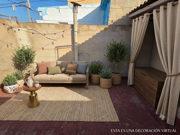 Chalet adosado en venta en  Chalet adosado en San Gabriel, Alicante / Alacant , Alicante / Alacant photo 1
