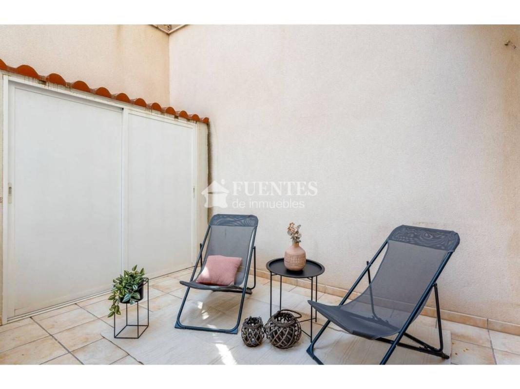 Sale of apartment in Piso en Calle del Maestro Alonso, Carolinas Altas, Alicante / Alacant, Alicante
 photo 2